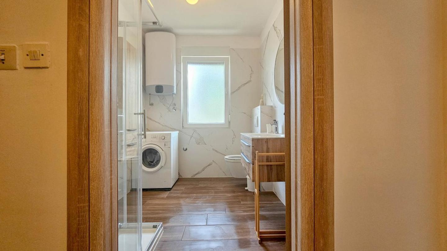 Bosko Apartment Umag Exterior photo